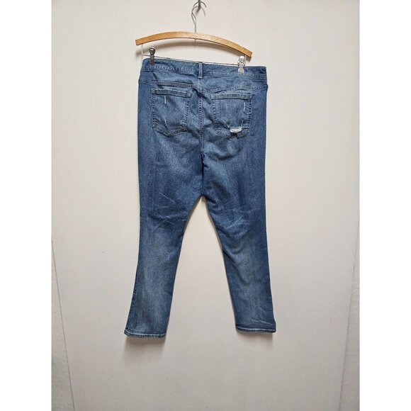 Torrid Women's Distressed Boyfriend Straight Jeans Vintage Stretch Size 14R - Picture 5 of 5
